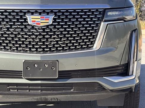 Certified 2023 Cadillac Escalade Premium Luxury image 10