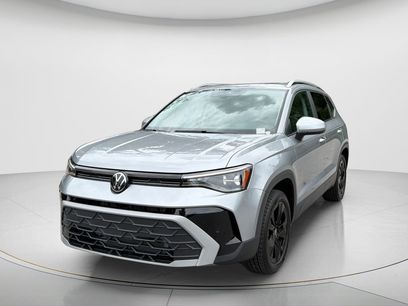 New 2026 Volkswagen Taos SE