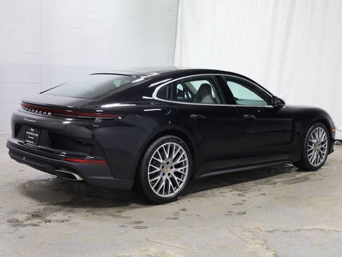 Used 2026 Porsche Panamera RWD image 9
