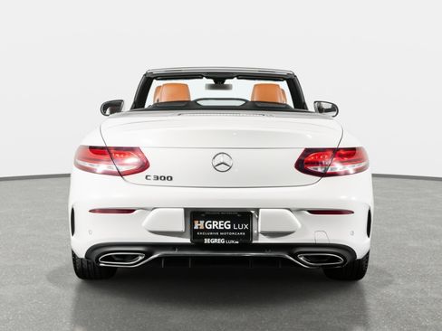 Used 2019 Mercedes-Benz C 300 4MATIC Cabriolet image 11
