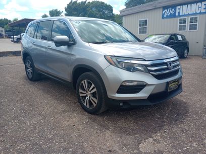 Used 2017 Honda Pilot EX