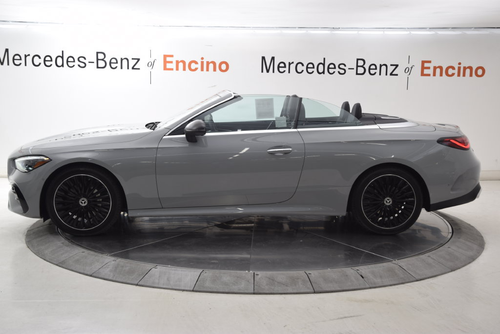 Used 2025 Mercedes-Benz CLE 300 4MATIC Cabriolet image 3