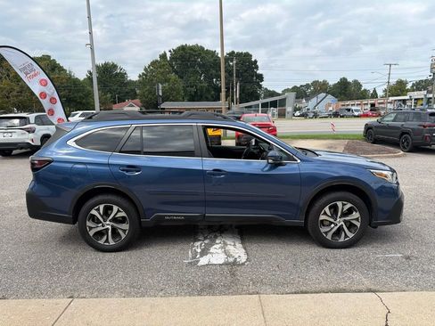 Used 2022 Subaru Outback Limited AWD/4WD image 6