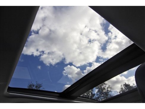 Used 2021 Toyota Camry XSE image 30