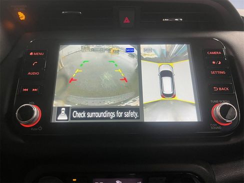 Used 2023 Nissan Kicks SR w/ SR Premium Package image 14