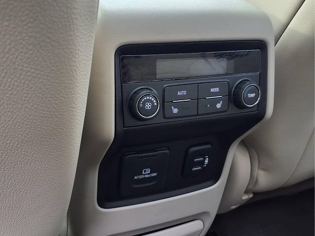 Certified 2018 GMC Acadia Denali w/ Technology Package FWD image 23