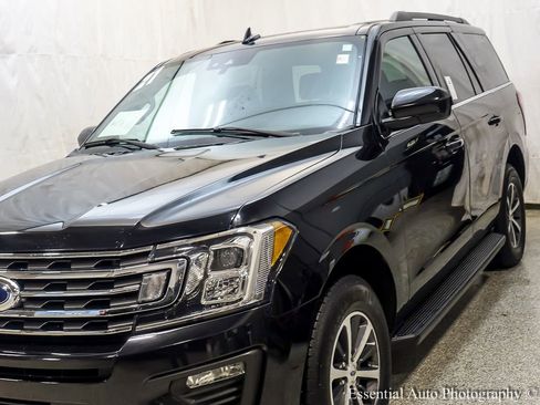 Used 2021 Ford Expedition XLT image 5