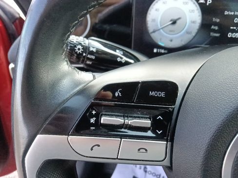 Used 2023 Hyundai Elantra Limited FWD image 18