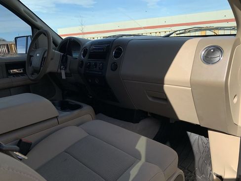 Used 2005 Ford F150 XLT AWD/4WD image 27