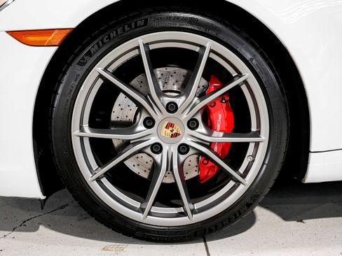 Used 2019 Porsche 911 Carrera S image 46