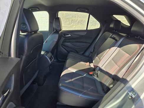 Used 2023 Chevrolet Equinox RS AWD/4WD image 33
