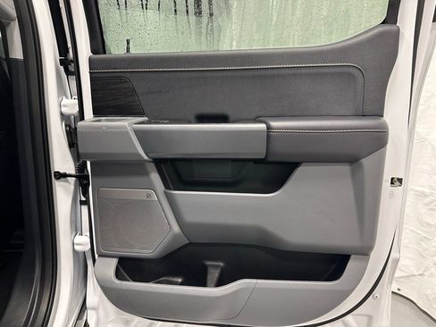 Used 2025 Ford F150 Lariat w/ Equipment Group 501A Mid image 51