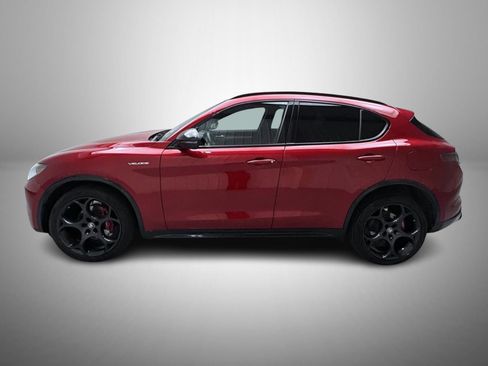 Used 2024 Alfa Romeo Stelvio Veloce AWD/4WD image 8