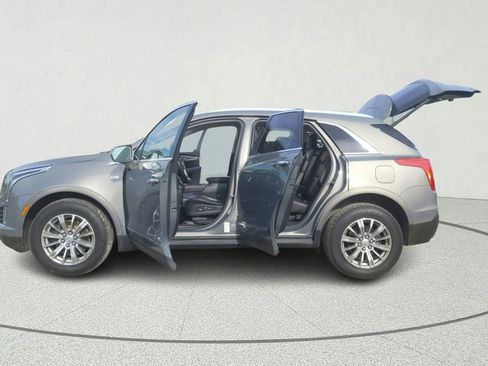 Used 2017 Cadillac XT5 Luxury AWD/4WD image 11