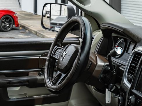 Used 2017 RAM 2500 Lone Star image 15