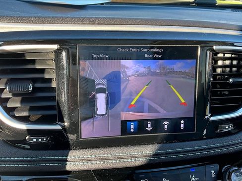 Used 2018 Chrysler Pacifica Limited w/ Advanced Safetytec Group image 27