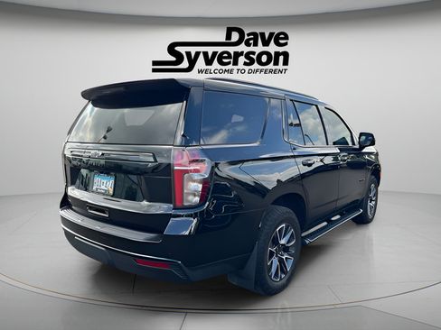 Used 2024 Chevrolet Tahoe Z71 w/ Luxury Package AWD/4WD image 4