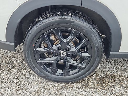 Certified 2024 Honda HR-V Sport image 9