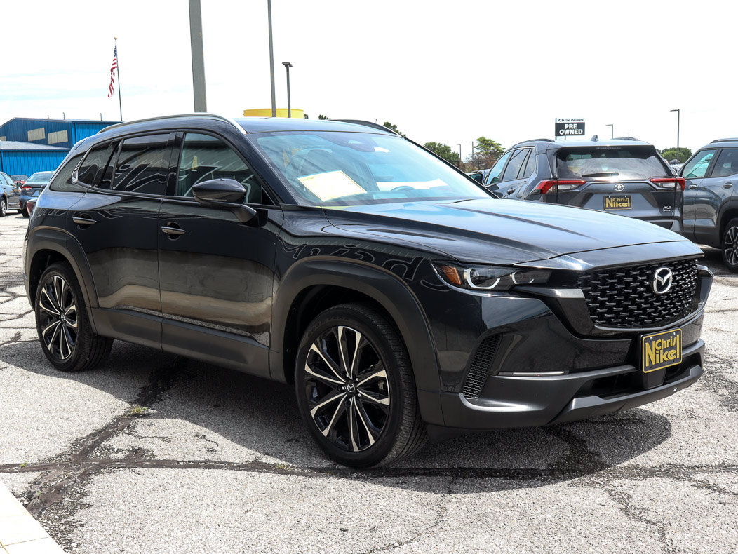 Used 2025 MAZDA CX-50 AWD 2.5 S w/ Premium Plus Pkg image 3