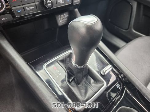 Used 2025 Jeep Compass Limited AWD/4WD image 24