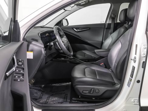 Used 2023 Kia Niro Wave w/ Wave Preserve Package image 7