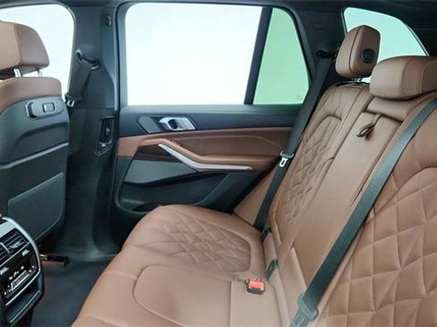 Used 2026 BMW X5 sDrive40i image 28