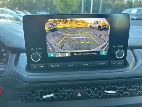 Used 2024 Honda Accord EX image 23