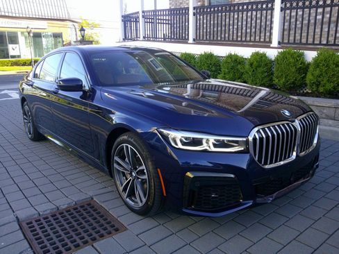 Used 2021 BMW 750i xDrive w/ Luxury Rear Seating Package AWD/4WD image 94