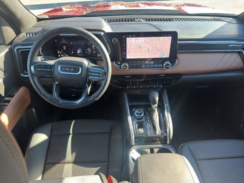 Used 2024 GMC Canyon AT4 w/ AT4 Premium Package image 11