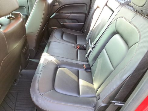 Used 2021 GMC Canyon AT4 w/ Driver Alert Package image 10