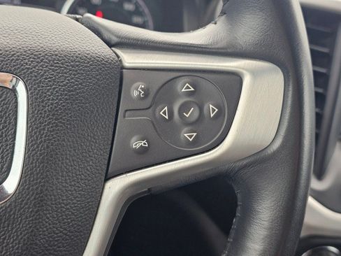 Used 2017 GMC Acadia SLT AWD/4WD image 34