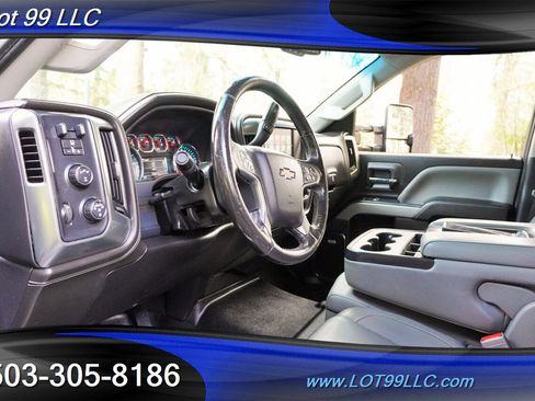 Used 2018 Chevrolet Silverado 3500 LTZ w/ Duramax Plus Package image 12