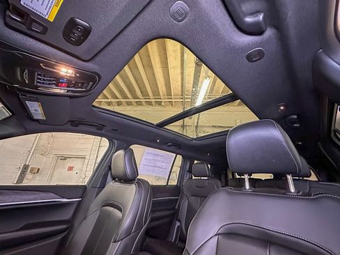 New 2026 Jeep Grand Cherokee L Limited image 23