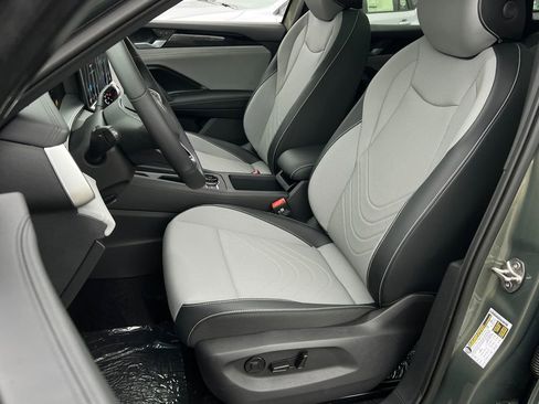 New 2026 Volkswagen Tiguan SE R-Line image 20