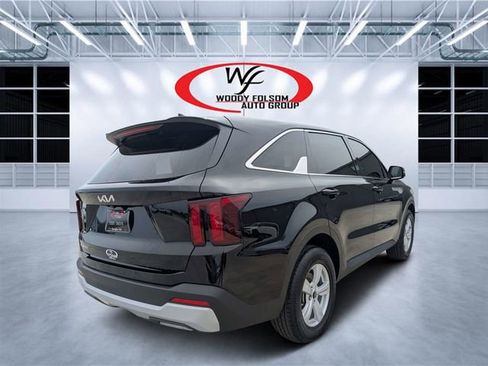 Used 2026 Kia Sorento LX FWD image 4