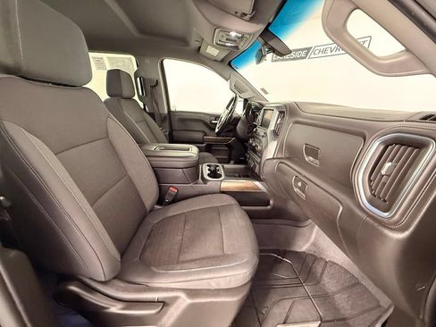 Used 2019 Chevrolet Silverado 1500 LT Trail Boss AWD/4WD image 19