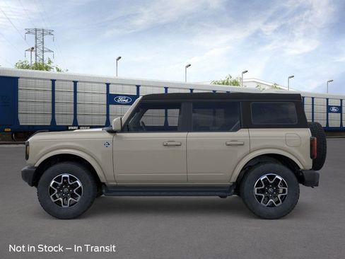 New 2025 Ford Bronco Outer Banks image 3