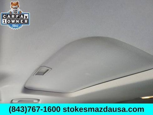 Used 2024 Chevrolet Trax LT w/ Sunroof Package FWD image 3