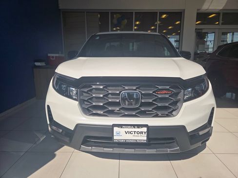 Certified 2025 Honda Ridgeline TrailSport image 3