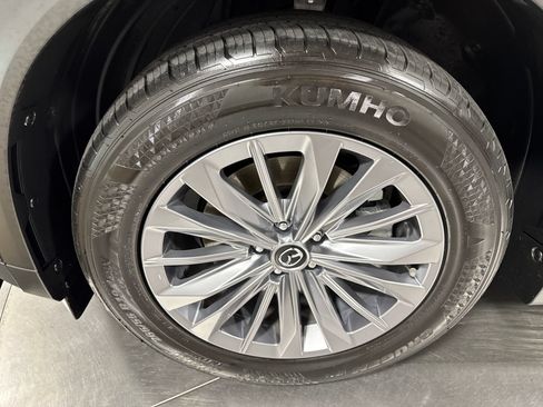 Used 2025 MAZDA CX-90 3.3 Turbo w/ Select Package AWD/4WD image 2