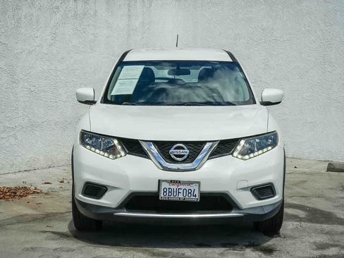 Used 2016 Nissan Rogue S FWD image 2
