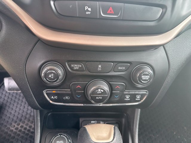 Used 2017 Jeep Cherokee 75th Anniversary AWD/4WD image 14
