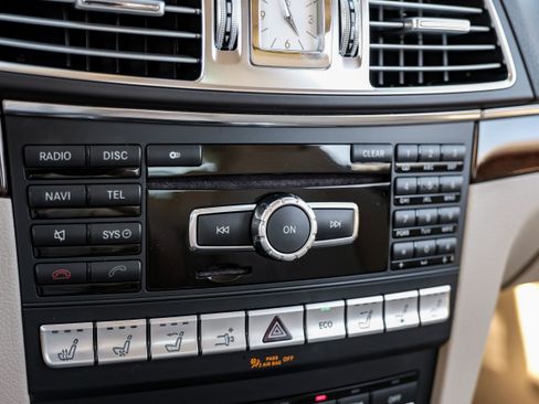 Used 2014 Mercedes-Benz E 550 Cabriolet w/ Premium 1 Package image 20