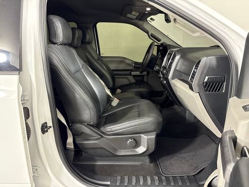 Used 2019 Ford F150 XLT w/ Trailer Tow Package AWD/4WD image 6