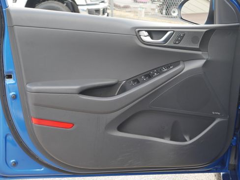 Used 2018 Hyundai Ioniq Limited w/ Limited Ultimate Package 03 image 32