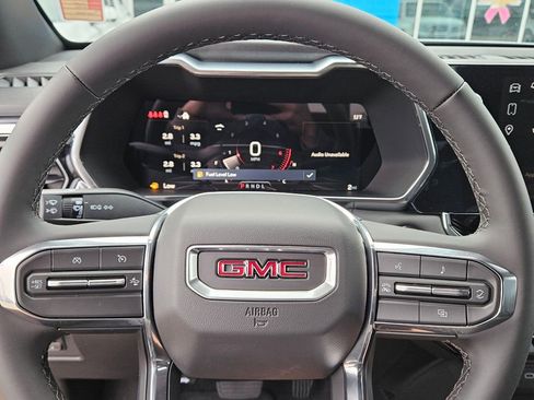 New 2026 GMC Canyon Elevation w/ Convenience Package image 23