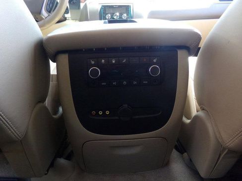 Used 2008 GMC Yukon SLT image 12