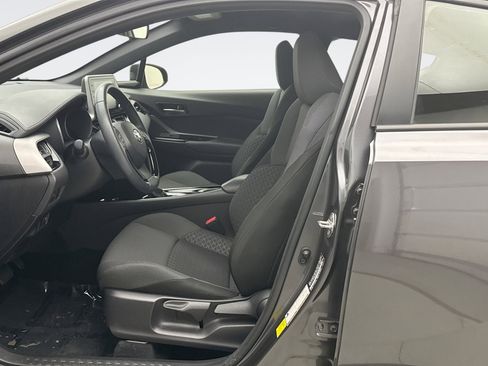 Used 2021 Toyota C-HR Nightshade image 11