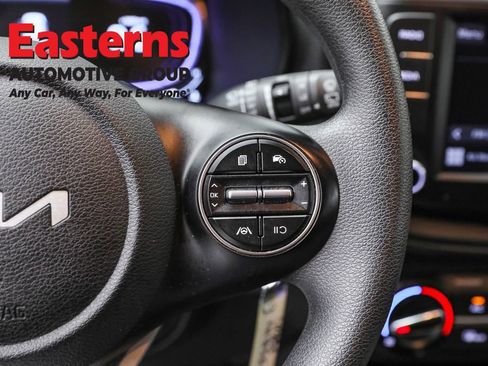 Used 2024 Kia Soul LX w/ Option Group 015 image 16