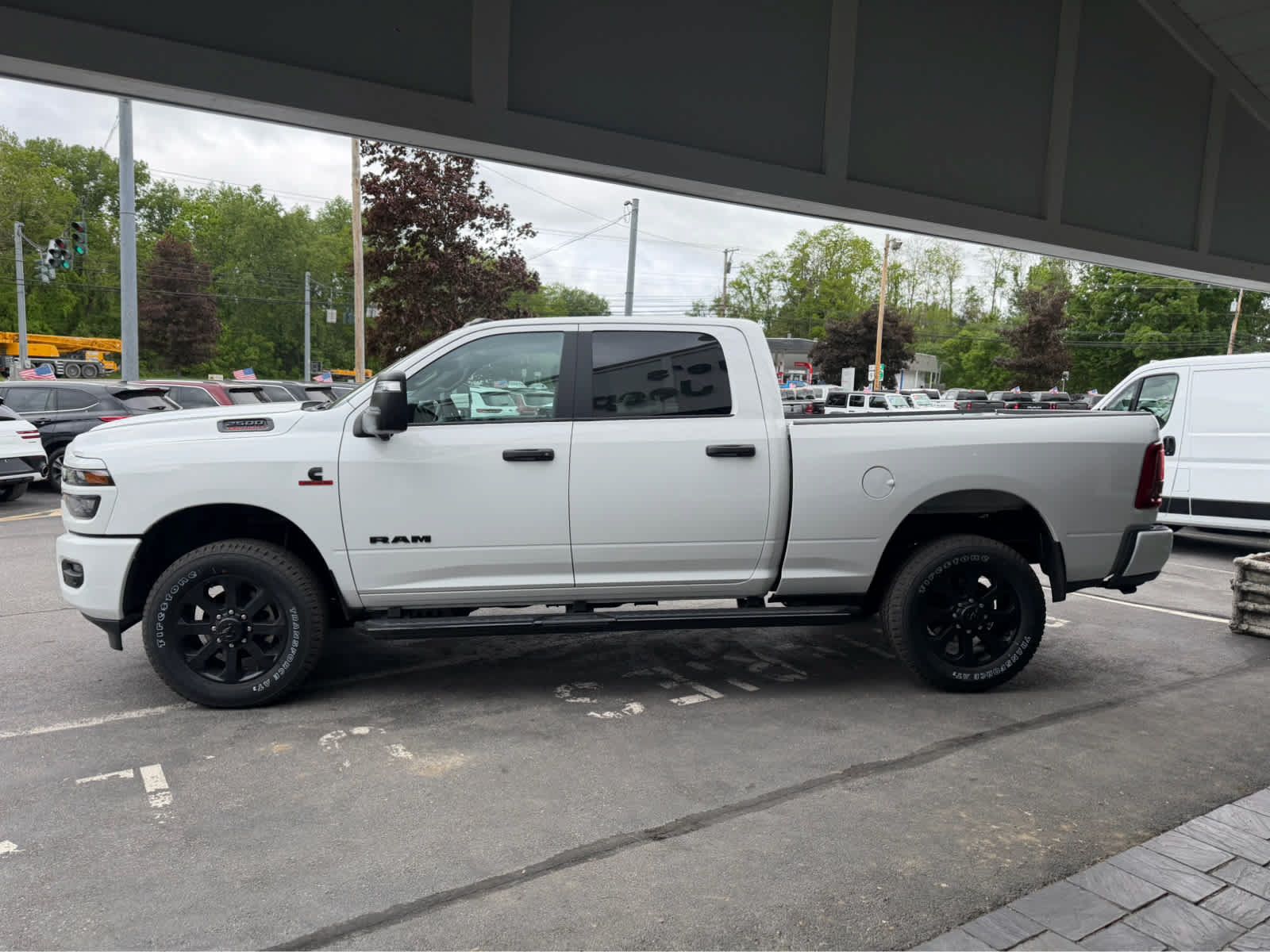 New 2026 RAM 2500 Big Horn AWD/4WD image 3